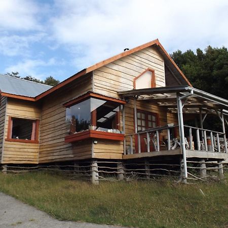 Gasthaus Karukinka Chonchi Exterior foto